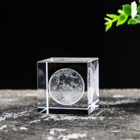 Cube Cristal 3D - Sculpture Intérieure Nuages-Cœur - Décor Bureau Intérieur - Ornement de Table - 6 cm (1/4)