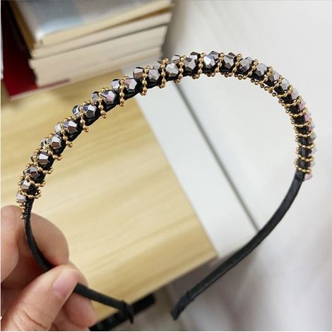 Fascia per capelli decorativa con cristalli grigi, elegante e alla moda. (1/2)