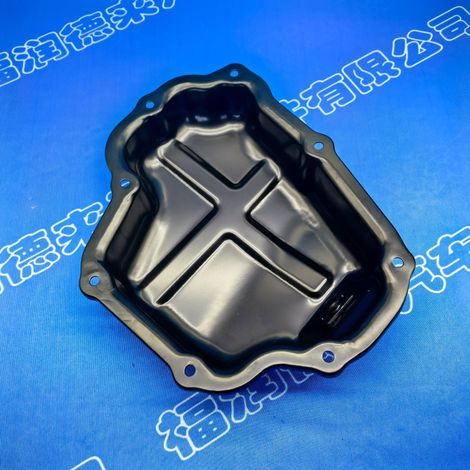 11110-5RF1A is suitable for the oil pan of Nissan 15-25 Kicks, P15Z, and Sylphy B18Z engines. (1/4)