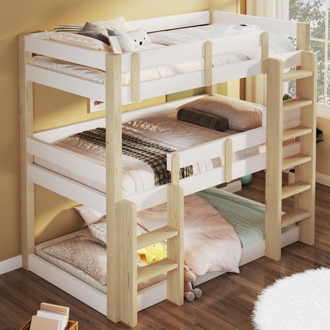Lit superposé triple 90x190 cm style cabane avec doubles échelles, étagères latérales, bois massif et MDF, blanc et bois naturel (1/5)