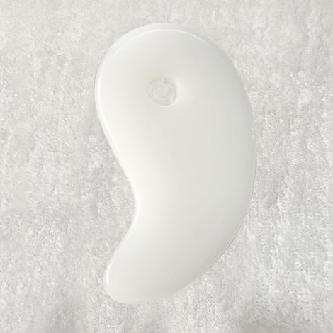 (Blanc B) 1 planche de massage facial gua sha en résine en forme de cœur, outil de massage SPA (1/5)