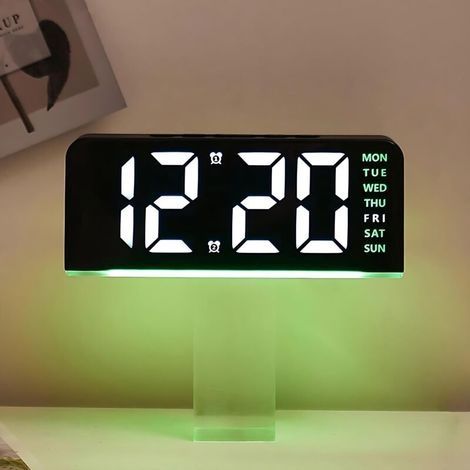 Digitaler Wecker mit LED-Anzeige, Doppelalarm, automatischer Hintergrundbeleuchtungsabschaltung, kompatibel mit USB- und Batteriebetrieb (grün). (1/3)