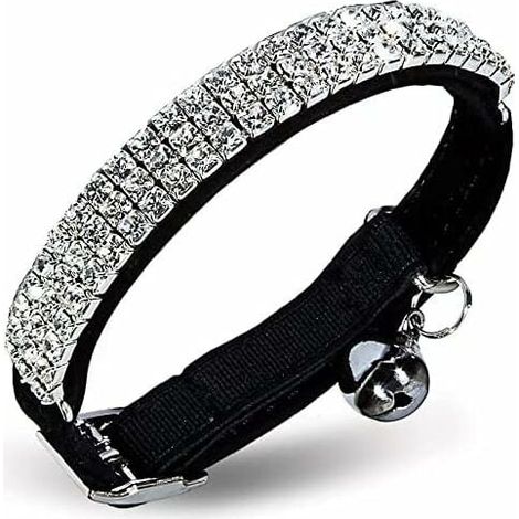 Collar ajustable para gato de terciopelo suave con pedrería y cascabeles.