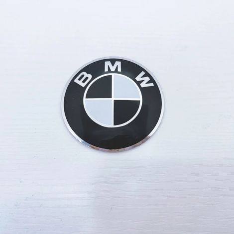 (Noir et blanc, 56 mm - 4 pièces) - 4 autocollants de centre de roue automobile adaptés à la décoration métallique des autocollants de centre de pneu BMW 1/3/5/X. (1/5)