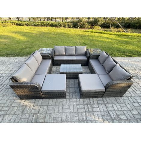Fimous Ensemble de meubles de jardin en polyrotin 11 places avec Table basse rectangulaire Canapé 3 places 2 Tables d'appoint 2 Grand tabourets Gris foncé mixte (1/5)