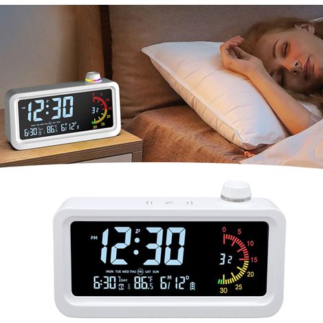 [Reloj digital] Reloj electrónico con temporizador integrado y pantalla de temperatura: pantalla a color, doble alarma, carga USB-C, brillo ajustable. (1/5)