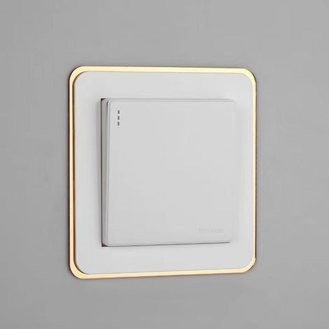 Élégante plaque en acrylique pour interrupteur – Design épuré à bords fins, habillage mural décoratif pour interrupteurs et prises