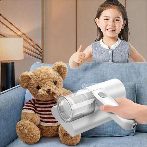 1 unit. Colour: White. Material: Plastic. Rechargeable smart vacuum cleaner with strong suction power and UV sterilisation.
