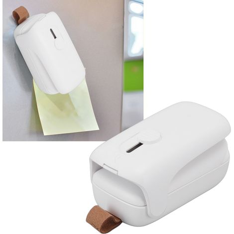 [Selladora de bolsas] Selladora y cortadora de bolsas portátil 2 en 1 fabricada en ABS con ayuda de alineación y cuchilla integrada: compacta, ligera (67 g), requiere pilas AA. (1/5)