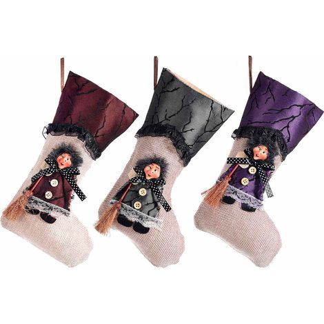 Calze della Befana in stoffa da appendere con decorazione strega / befana in resina, set da 9 pezzi, cm 18 x 30 H