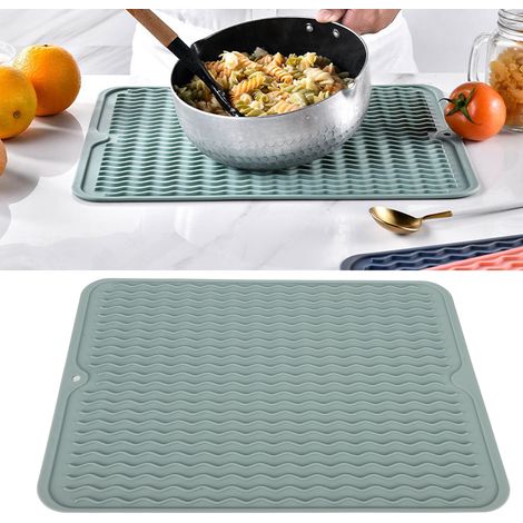 Tapis égouttoir à vaisselle en caoutchouc souple et flexible, résistant à la chaleur, antidérapant, sans BPA, écologique et polyvalent. Vert. (1/5)