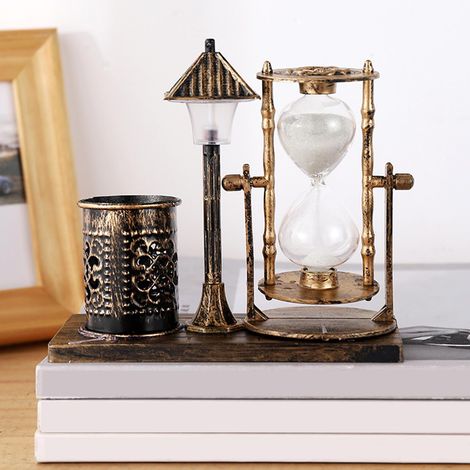 Vintage Stiftehalter in Form einer Sanduhr-Straßenlaterne mit weißem Licht für Büro und Studentenzimmer – Multifunktionale Dekoration für Büro und Zimmer (1/5)