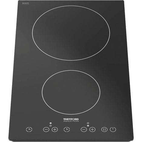 Cucina Thetford Topline 902 compatta versatile