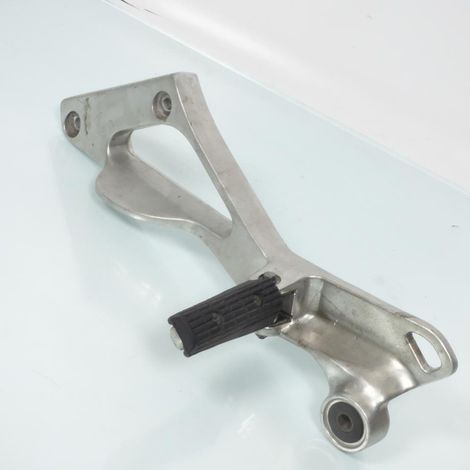 [PRODUIT D'OCCASION] Platine repose pied passager gauche origine pour moto Yamaha 850 (1/2)