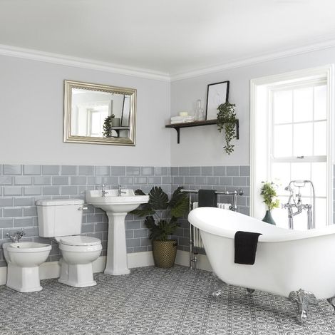 Milano Richmond White Double Ended Freestanding Slipper Bath Ceramic Close Coupled Toilet WC Bidet and Full Pedestal Bathroom Basin Sink - 1 Tap Hole Basin (1/5)