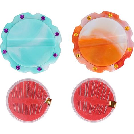 Set mit 2 runden magnetischen Nadelhaltern aus Kunststoff, cyan und gelb, mit 32 Nähnadeln (1/5)