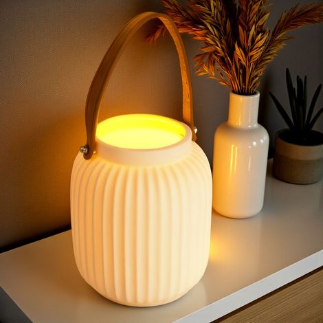 LED Keramik Laterne matt weiß mit Henkel in Leder Optik - 16 cm x 13 cm - Porzellan Windlicht warm weiß beleuchtet batteriebetrieben