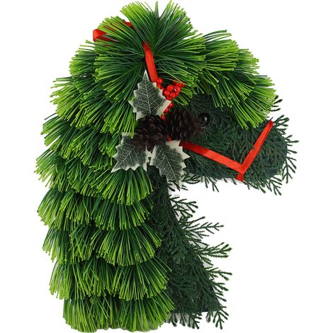 Dekorativer Weihnachtskranz mit ländlichen Tieren, Tannenzapfen und Pferdekopf, zur Dekoration der Haustür und des Außenbereichs. (1/4)