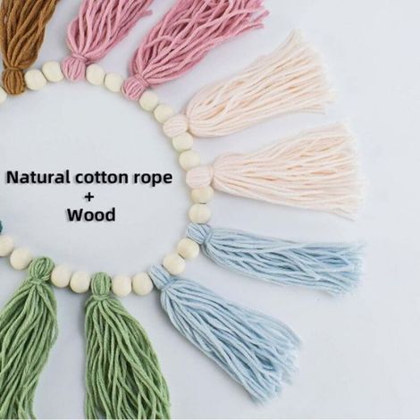 Guirlande murale bohème - - Arc-en-ciel - Pompons pastel - Perles en bois - Corde de coton (1/4)