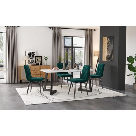 Table rectangulaire design avec 4 chaises, table 117x68cm pieds noirs, assises en velours côtelé vert foncé, ensemble salle à manger moderne