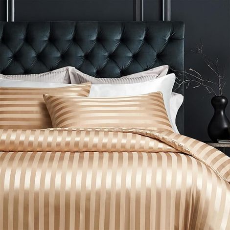 Satin Duvet Cover 220 x 240 cm, Beige, Gold, Stripe, Soft Satin Silk Bedding Set, Double Adult Bed Linen with Zip with Pillowcases 65 x 65 cm (1/4)