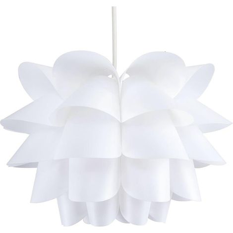 Suspension au design moderne et complexe, avec abat-jour blanc. Dimensions de l'abat-jour : 38 x 25 cm. Luminaire décoratif pour plafond.