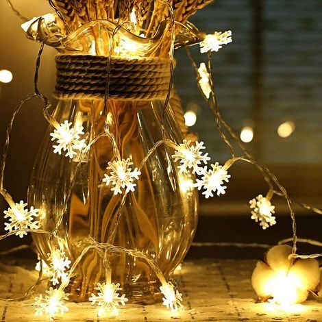 Guirnalda de luces LED con forma de copo de nieve, 6 m, 40 luces LED a pilas, dos modos: monocromo y rayo, ideal para decoración navideña, interior y exterior (blanco cálido). (1/5)