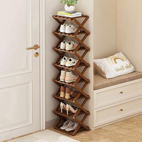 Zapatero estrecho y plegable de ocho niveles, fabricado en bambú marrón, ideal para la entrada, el pasillo o el vestidor. (1/5)