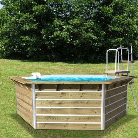 Piscine hors sol en bois hexagonale 9 m³ – Longueur 350 cm – Largeur 295 cm – Hauteur 111 cm – Système de filtration à sable – Water Clip (1/5)