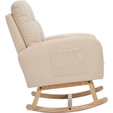 Fauteuil à bascule en velours beige, cadre en bois massif, piètement métal avec repose-pieds intégrés, rembourrage mousse épais, pour salon, chambre et chambre d’enfant. (1/5)