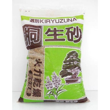 Kiryuzuna terriccio per conifere Bonsai - grano 2/5 mm. - sacco 14 lt. (1/3)