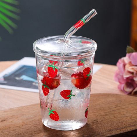 Tasse en verre transparent résistant à la chaleur avec motif fraise et couvercle à paille (1/5)
