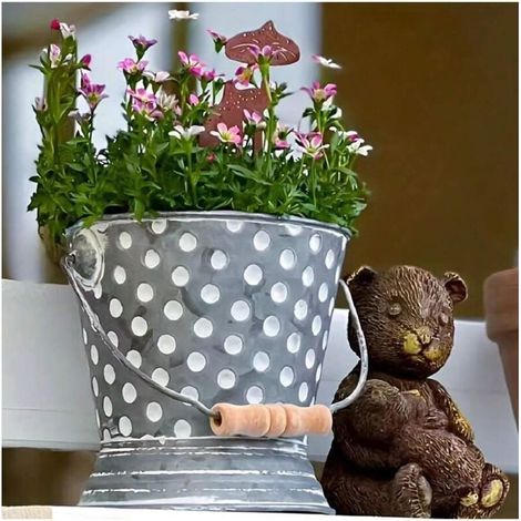 Jardinière vintage en métal poli, 1 pièce - Seau rustique en fer avec trous de drainage, idéale pour les plantes succulentes et les petites plantes - Idéale pour les jardins intérieurs/extérieurs, les (1/4)