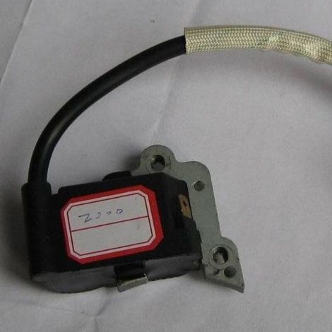 Bobine d'allumage haute tension Zenoah G2000T 848C007130, compatible avec les tronçonneuses Komatsu G2000T. (1/3)