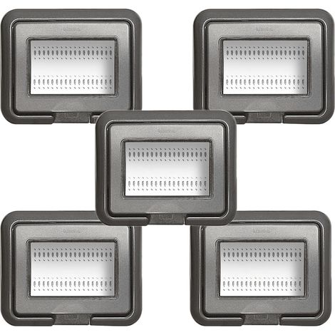 Coperchio 3 posti bticino idrobox ip55 5 pezzi living international 24603l