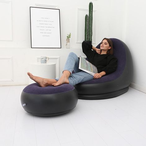 Fauteuil gonflable pliable en PVC floqué confortable avec repose-pieds, idéal pour le camping et les voyages en plein air (violet et bleu). (1/5)