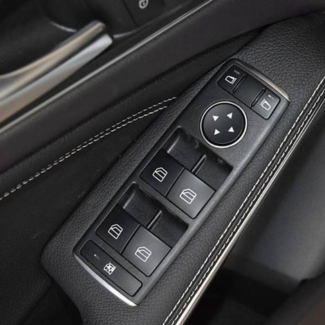 1669054300 ist ein Fensterheberschalter für linksgelenkte Mercedes-Benz Modelle der Baureihen W166, W292, W246 und W156. (1/5)