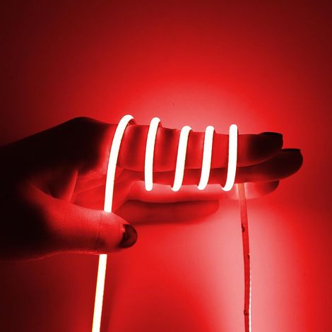 Bande LED COB 24V 5m Rouge, Ruban Lumineux 3mm Ultra Mince Éclairage Décoratif Haute Densité, 400 LEDs/m Flexible et Découpable pour Publicité et Enseigne DIY (Sans Transformateur ni Contrôleur) (1/5)