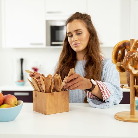 Relaxdays Bambus Besteck Set, je 10 x Messer, Gabel, Lffel & Teelffel,  Besteckhalter, wiederverwendbar, 41-tlg., natur