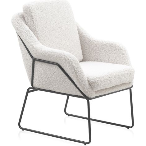 Hellblauer Polstersessel mit Kissen und Metallbeinen (1/4)