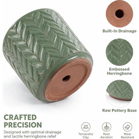 Pot céramique artisanal individuel Ø31,5 cm, vert sauge brillant, relief chevrons, terre cuite respirante, drainage intégré, pour plantes moyennes et herbes aromatiques. (1/5)