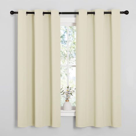 Tende/mantovane oscuranti termoisolanti beige per finestre della camera da letto (2 pezzi, 107 cm di larghezza, 160 cm di lunghezza, nere) (1/5)