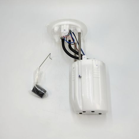 Pompe à carburant compatible avec les nouveaux modèles Toyota Hilux/Runner 77020-0K390 et 770200K390 (1/3)