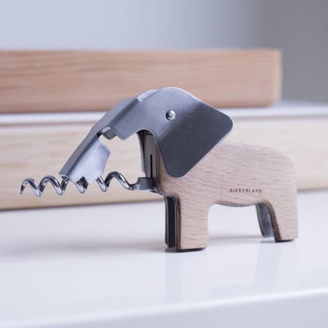Tire-bouchon design - KIKKERLAND - Modèle Éléphant - Acier inoxydable - Bois de hêtre - Design contemporain - Robuste (1/3)