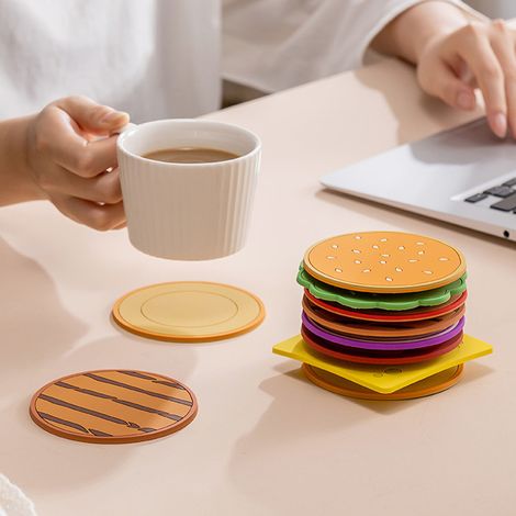 Lot de 8 sous-verres imperméables, résistants à l'huile et isolants thermiques, en PVC à motifs mignons, pour restaurants et maison. (1/5)