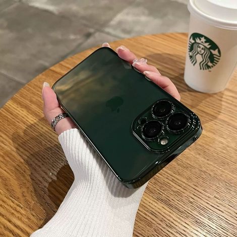 Custodia ultrasottile per iPhone 17 Air, colore Verde Cangle, con protezione per la lente tramite rivestimento elettrolitico e schermo antipolvere.