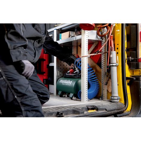 Compressore Metabo Basic 160-6 W OF (caldaia 6 l, pressione max. 8 bar, capacità di aspirazione 160 l/min, capacità di riempimento 65 l/min, velocità max. 3500 /min, design compatto) 601501000 (1/3)