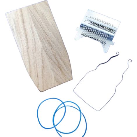 Miniatur-Webstuhl aus Holz – Reparaturset für Kleidung und Socken – Bastelidee (1/5)
