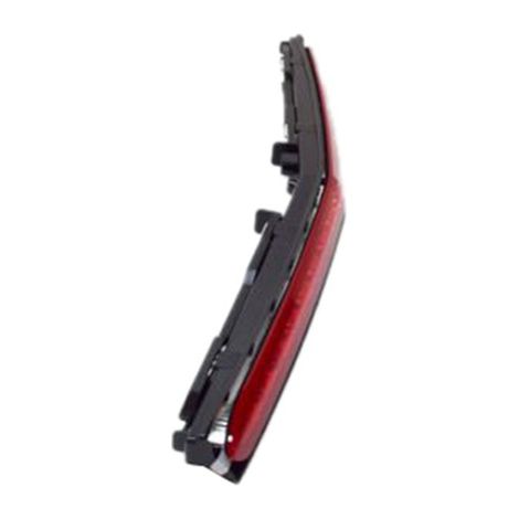 2078200156 s'applique au feu stop surélevé d'un coupé Mercedes-Benz Classe E W207 de 2009 à 2016. (1/4)