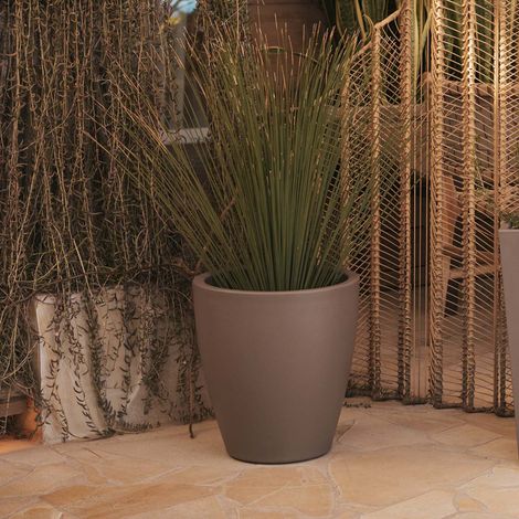 VIOLETA 55 Macetero Redondo y Moderno de Interior y Exterior Para Plantas y Flores Muy Resistente al Paso del Tiempo. Hecho de Polietileno en España - Bronce